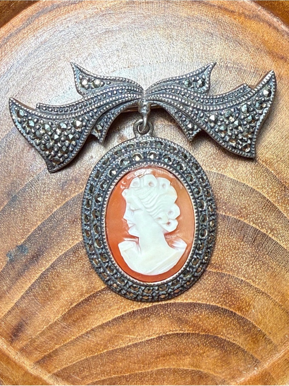 Vintage Sterling Silver Cameo Brooch